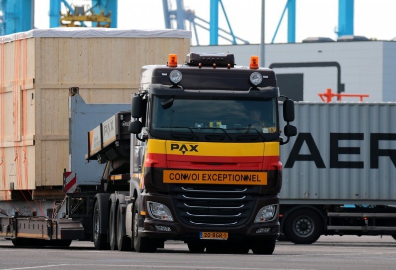 Douane import export PAX