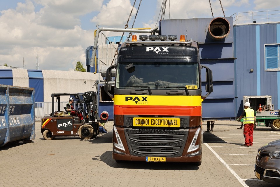 Demontage naverbrander