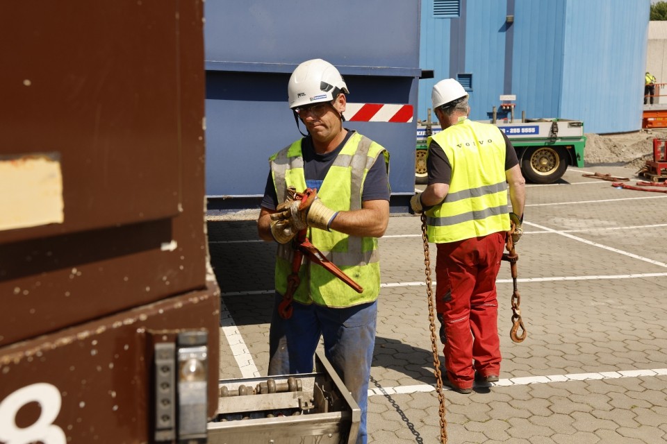 Demontage naverbrander